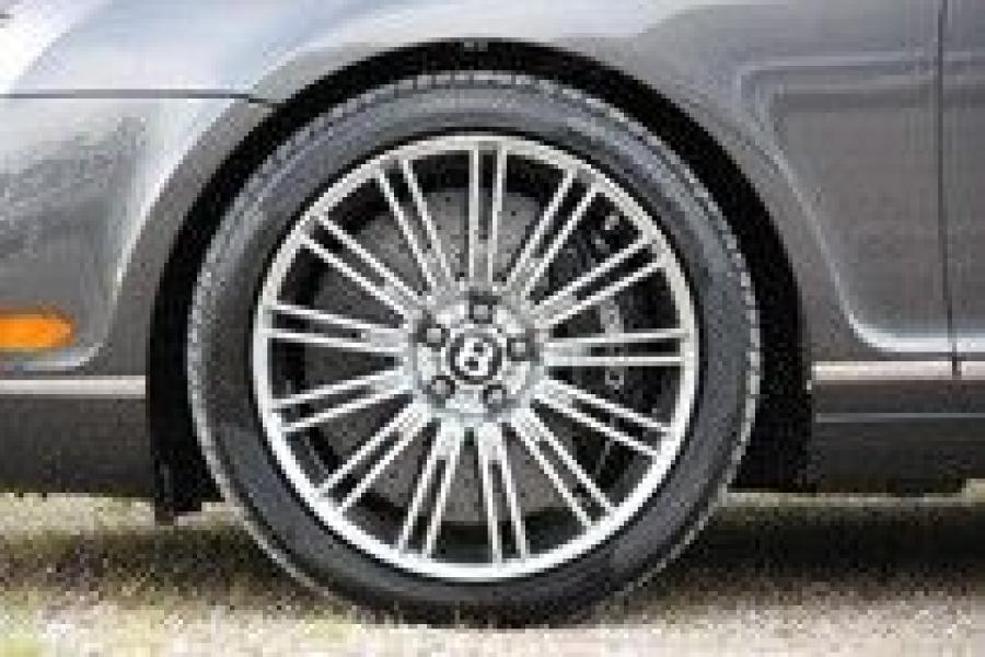 Колеса Bentley Continental GT Speed 2007 года  (фото 42 из 86)